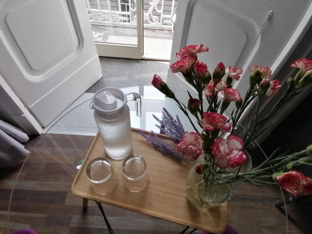 B&B Una finestra sul Duomo Napoli Esterno foto