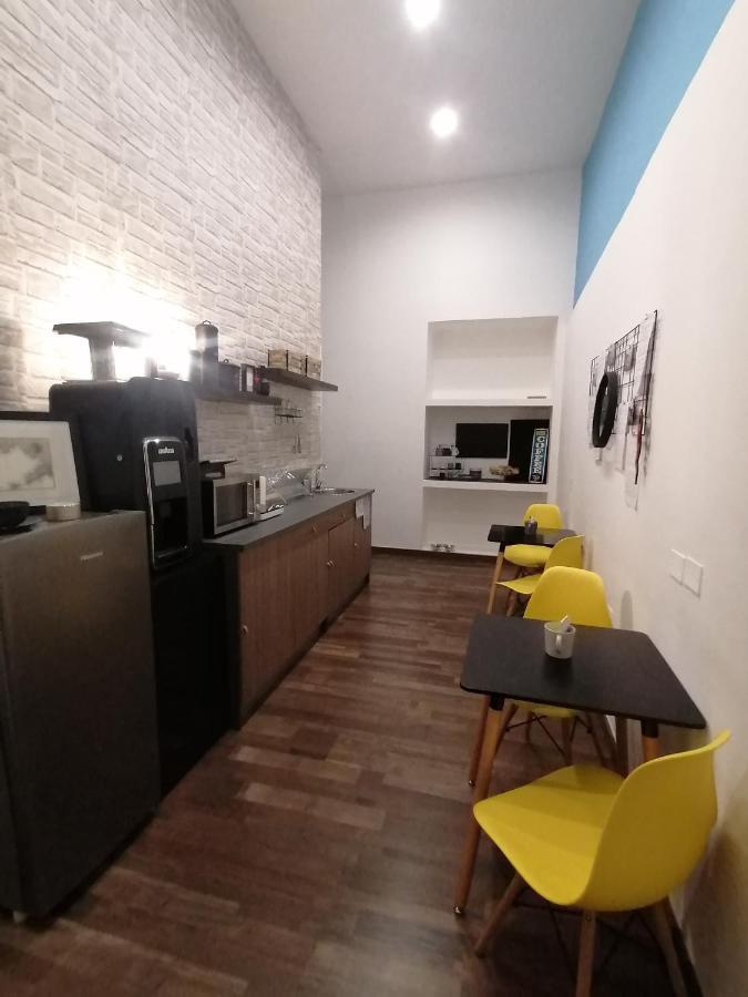 B&B Una finestra sul Duomo Napoli Esterno foto